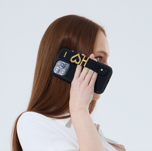 Görseli Galeri görüntüleyiciye yükleyin, UMBI Summer Kişiselleştirilebilir Nakışlı iPhone Kılıfı - Siyah