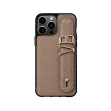 Görseli Galeri görüntüleyiciye yükleyin, YOUZ. Kişiselleştirilebilir Deri iPhone Kılıfı - Beige/Gold